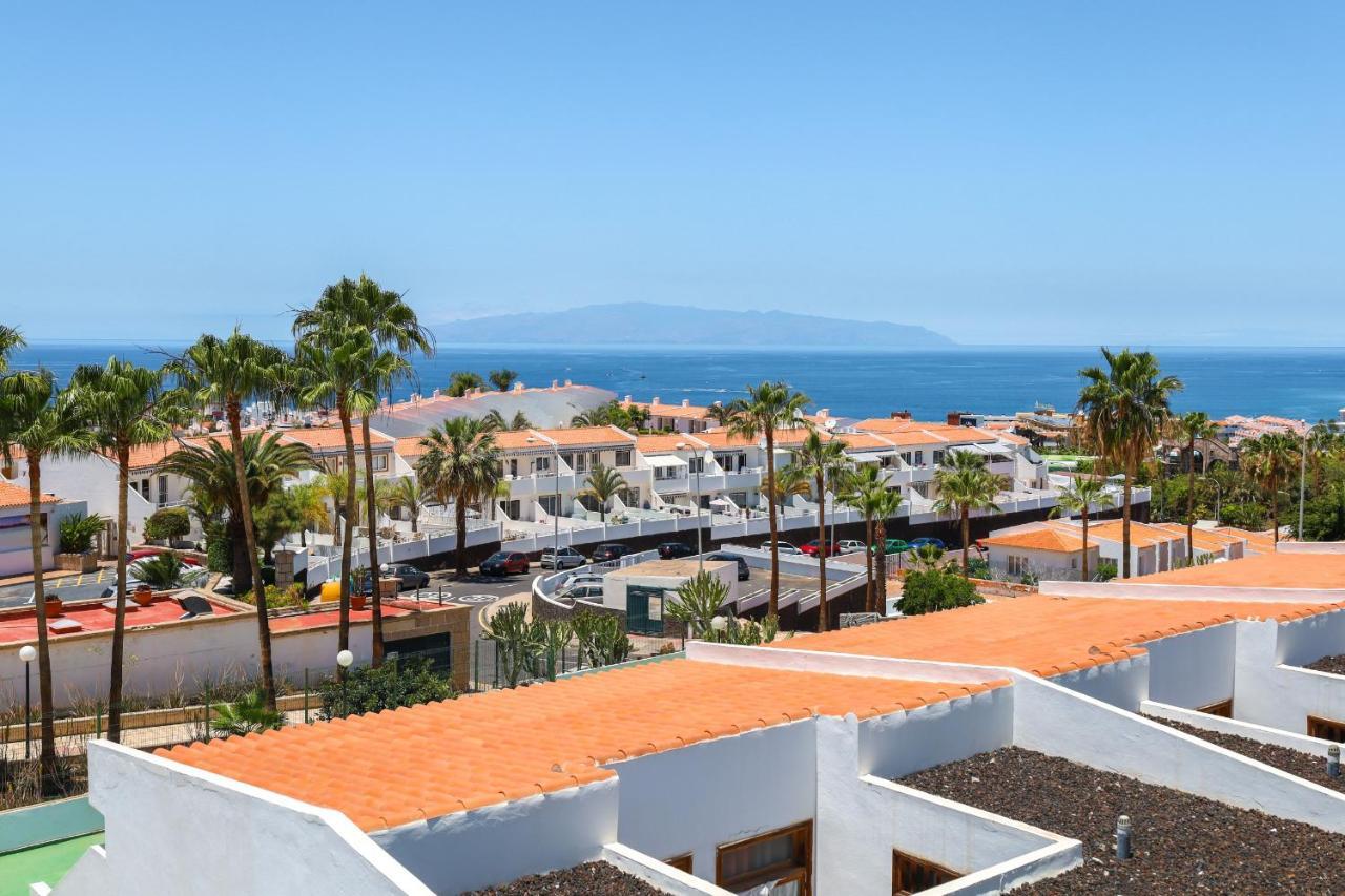 אדחה Lovely Sea View Free Wifi מראה חיצוני תמונה